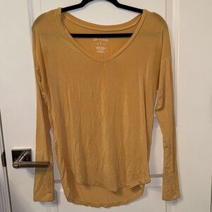 Mustard seed American Eagle outfitters soft & sexy long sleeve v neck tee shirt